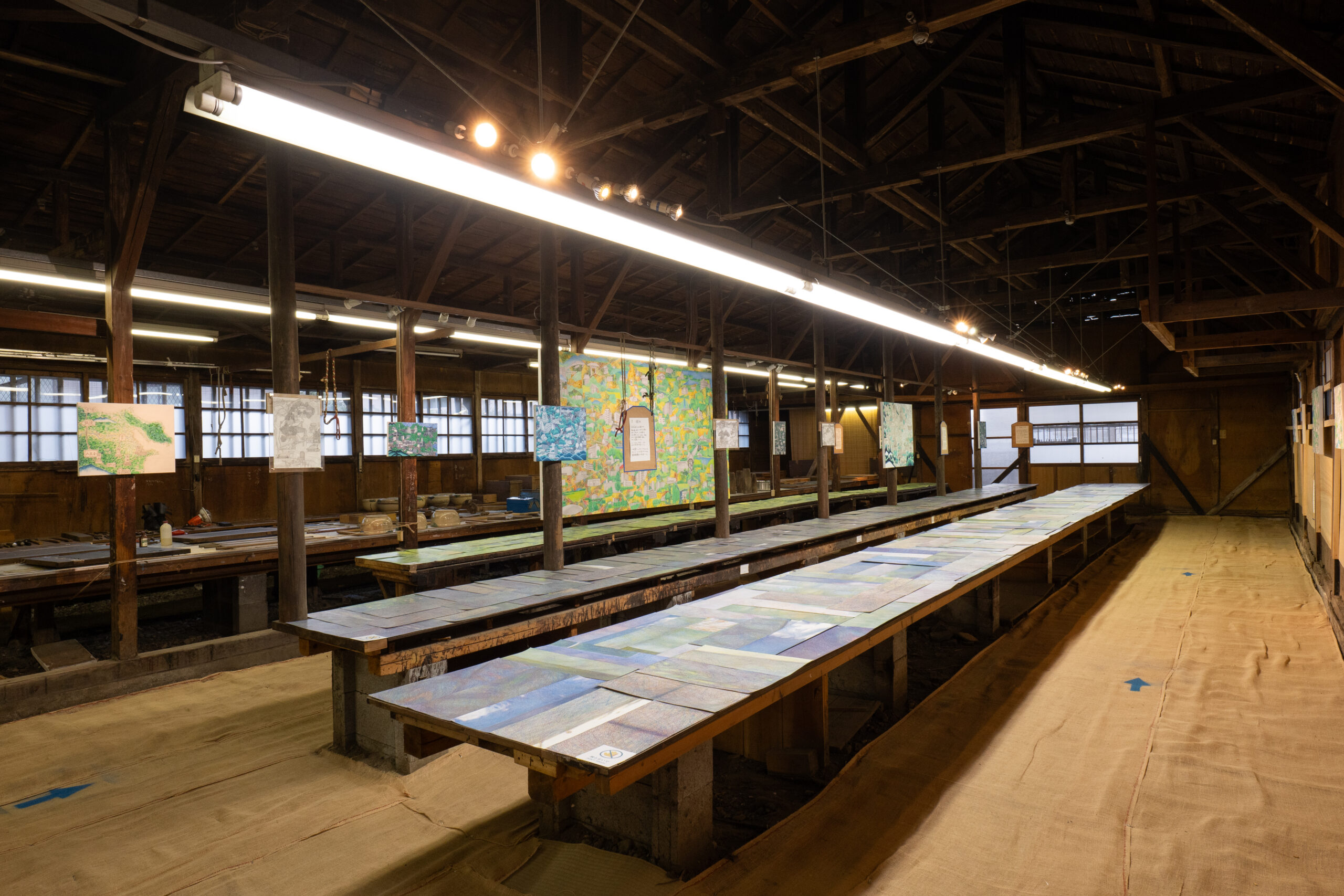 <p><strong>「八王子ヴェセル – 聚合と伏流、八王子という盆地の舟 -」</strong></p>
